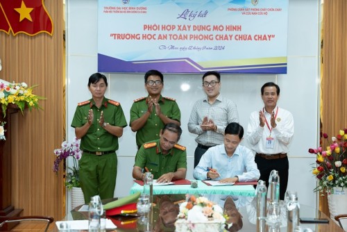 KÍ KẾT THÀNH CÔNG MÔ HÌNH “TRƯỜNG HỌC AN TOÀN PHÒNG CHÁY CHỮA CHÁY”