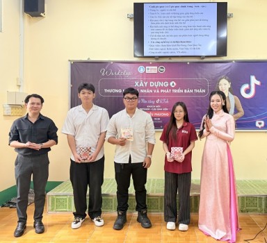TỔ CHỨC THÀNH CÔNG WORKSHOP "XÂY DỰNG THƯƠNG HIỆU CÁ NHÂN VÀ PHÁT TRIỂN BẢN THÂN TỪ NỀN TẢNG TIKTOK"
