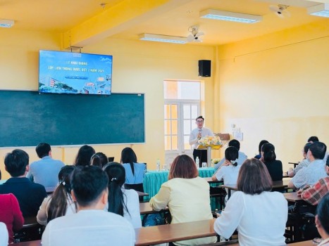 BDU CÀ MAU LONG TRỌNG KHAI GIẢNG LỚP LIÊN THÔNG NGÀNH DƯỢC ĐỢT 2 NĂM 2025