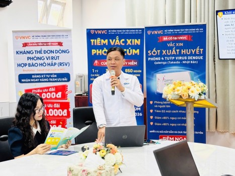 THẦY CÔ THAM GIA BUỔI TƯ VẤN SỨC KHỎE BỔ ÍCH TỪ VNVC CÀ MAU