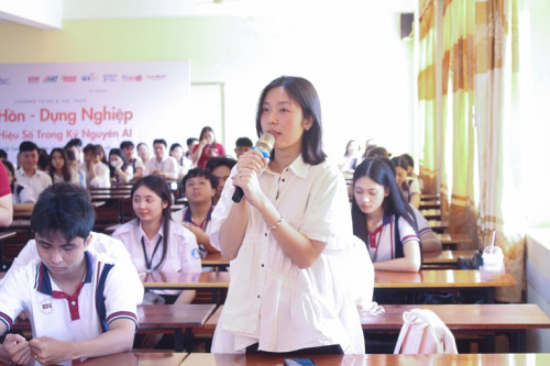 TỰ TIN CHINH PHỤC NHÀ TUYỂN DỤNG CÙNG BUỔI TẬP HUẤN KỸ NĂNG TÌM KIẾM VÀ ỨNG TUYỂN VIỆC LÀM