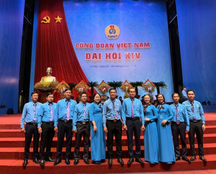 ĐỒNG CHÍ ĐINH CHÍ HIẾU THAM DỰ ĐẠI HỘI THỦ ĐÔ HÀ NỘI (1)