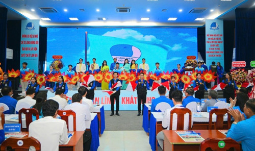 CHÚC MỪNG ĐỒNG CHÍ ĐOÁI PHƯỚC HIẾU (PBT THƯỜNG TRỰC ĐOÀN PHÂN HIỆU) ĐƯỢC HIỆP THƯƠNG CHỌN CỬ VÀO ỦY BAN HỘI LIÊN HIỆP THANH NIÊN VIỆT NAM TỈNH CÀ MAU KHÓA I