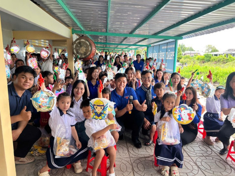 MANG TRUNG THU YÊU THƯƠNG VỀ CHO CÁC EM NHỎ
