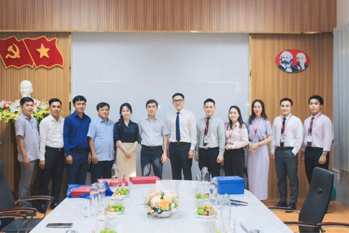 BDU CÀ MAU ĐÓN TIẾP ĐOÀN CÔNG TÁC TRƯỜNG ĐẠI HỌC ĐỒNG THÁP ĐẾN THĂM VÀ LÀM VIỆC TẠI PHÂN HIỆU