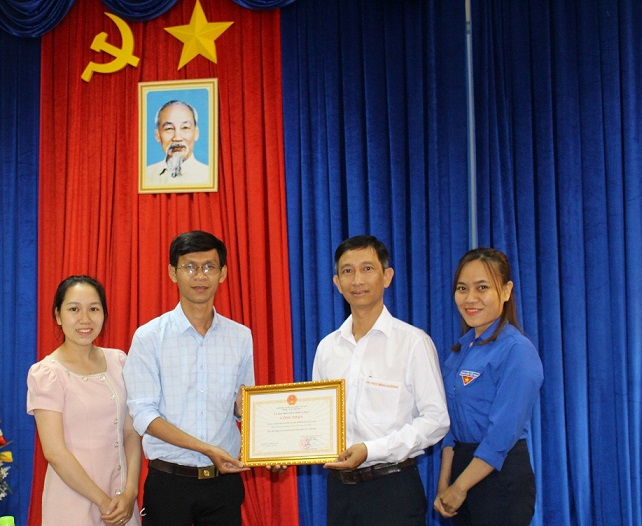 z4180006344496 57cd660928425bb3ec1302ab88e493fe