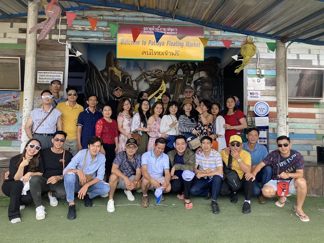 z4525464704060 7284d52e5aa83e7976d8a0d7657b87fa