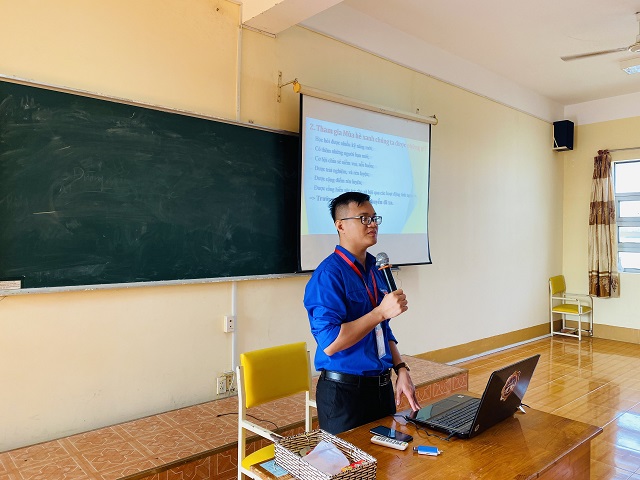 z4537128358072 054e382b2e965035106382a4c969ea3b