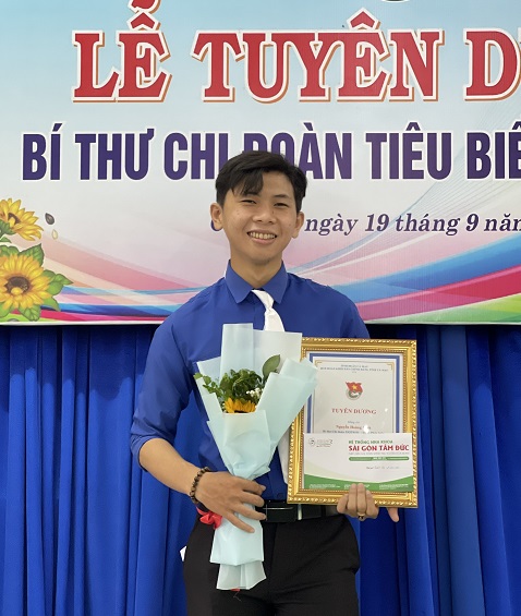 z4707680651916 5b13017462f32a7bc8d74420ef98313b