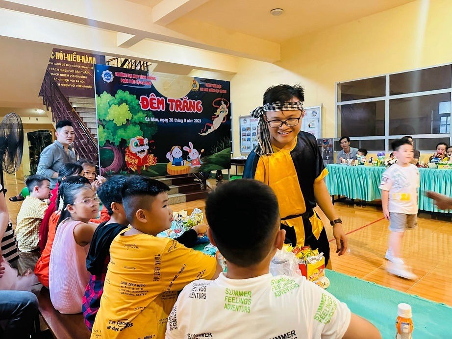 z4742498644005 a8638a79b9ecacb143f85dd1a2f439ca