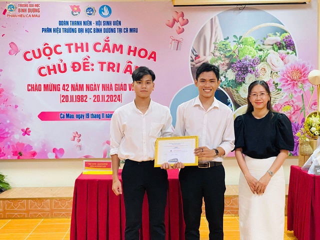 CUỘC THI CẮM HOA (12)