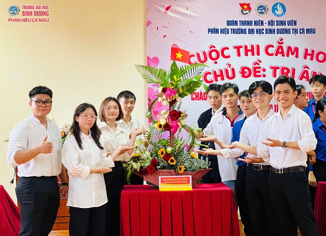 CUỘC THI CẮM HOA (9)