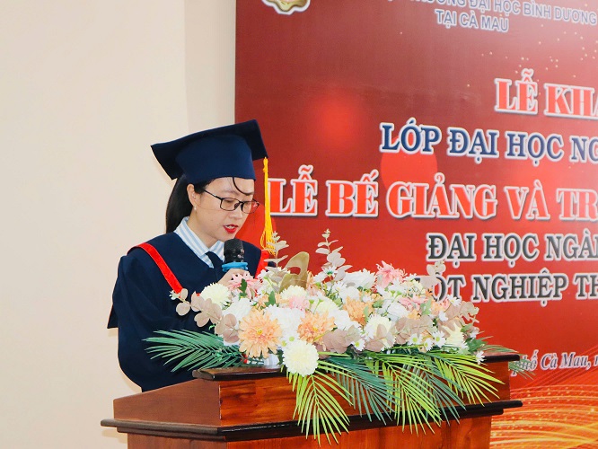 KHAI GIẢNG LỚP ĐẠI HỌC LUẬT TỪ XA KHÓA 7 (15)