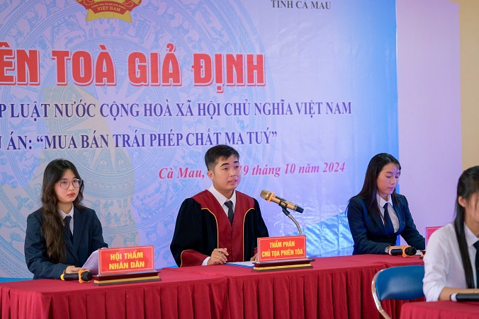 PHIÊN TÒA GIẢ ĐỊNH (11)