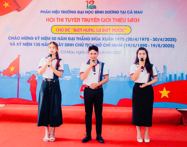 CHUNG KẾT GIỚI THIỆU SÁCH (28)