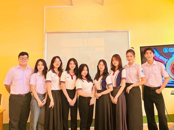 CLB SINH VIÊN 5 TỐT HƯỞNG ỨNG CUỘC THI TOEIC MOCK TEST (3)