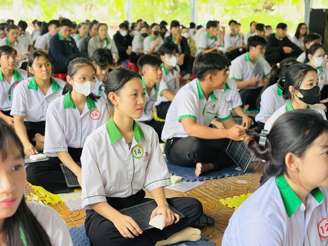 RUNG CHUÔNG VÀNG TRƯỜNG KHÁNH AN (12)