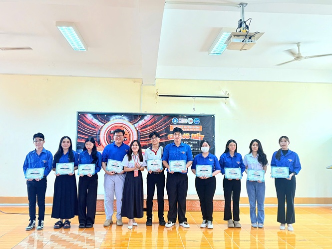 BDUCM TOEIC MOCK TEST (5)