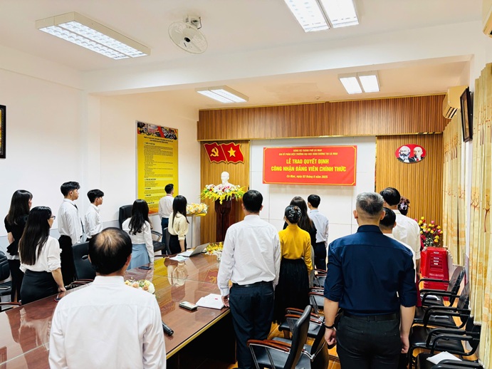 CHI BỘ (15)