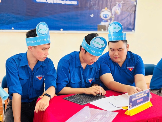 CHUNG KẾT TIN HỌC (3)