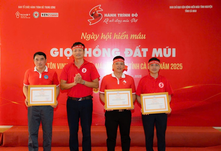 HÀNH TRÌNH ĐỎ LẦN THỨ 13 (29)
