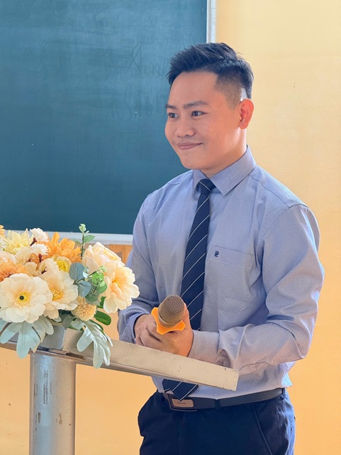 KHAI GIẢNG LỚP LUẬT (9)