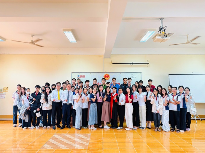 PHIÊN TÒA GIẢ ĐỊNH LẦN 1 NĂM 2025 (35)