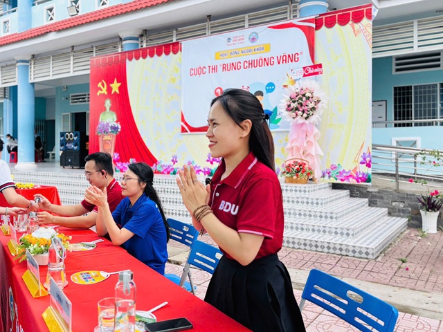 RUNG CHUÔNG VÀNG THPT THÁI THANH HÒA (3)