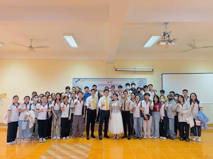 TẬP HUẤN KỸ NĂNG TÌM VIỆC CÙNG MISA (4)