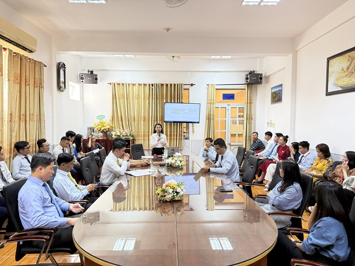 TẬP HUẤN NỘI BỘ (6)