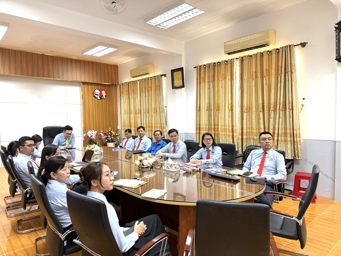 TẬP HUẤN NỘI BỘ (8)