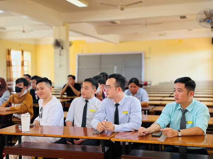 TẬP HUẤN TIẾP SỨC MÙA THI (4)