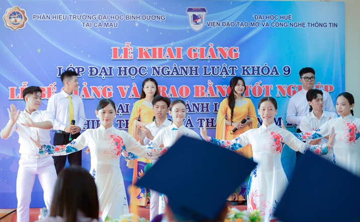 KHAI GIẢNG LỚP LUẬT (15)