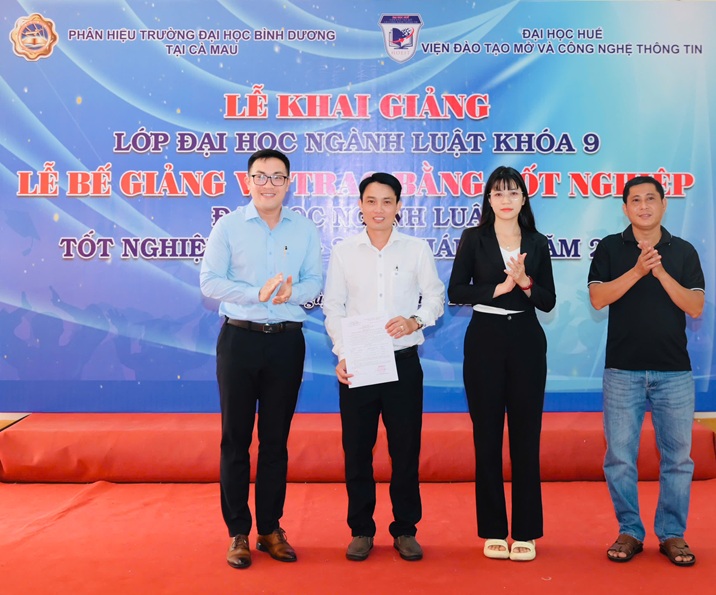 KHAI GIẢNG LỚP LUẬT (34)