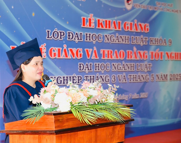 KHAI GIẢNG LỚP LUẬT (36)