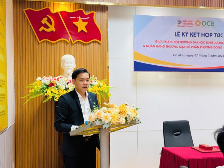 KÍ KẾT MOU VỚI OCB CÀ MAU (7)