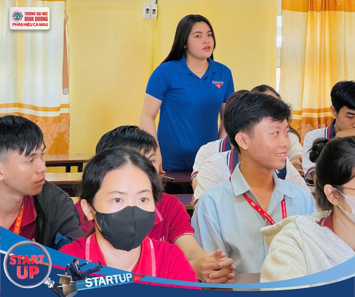 TIẾP LỬA KHỞI NGHIỆP CHO SINH VIÊN (11)