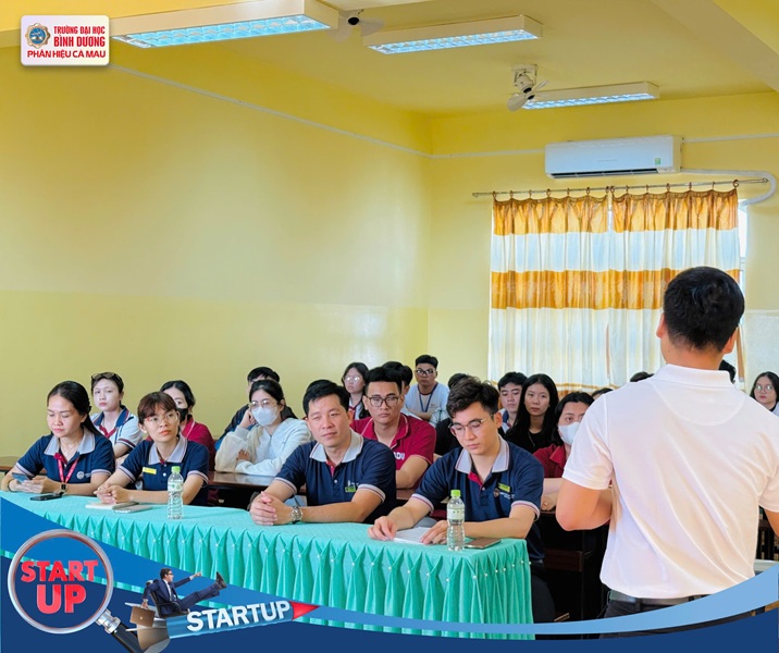 TIẾP LỬA KHỞI NGHIỆP CHO SINH VIÊN (6)