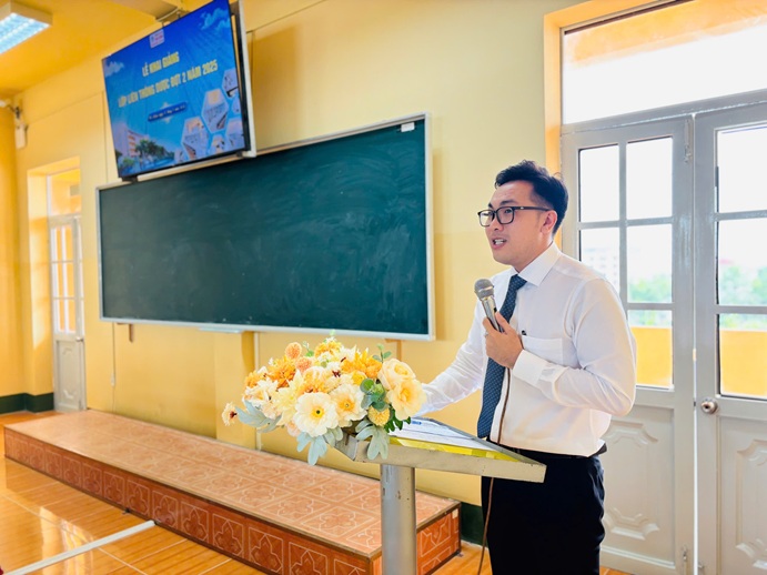 KHAI GIẢNG LỚP LIÊN THÔNG DƯỢC (10)