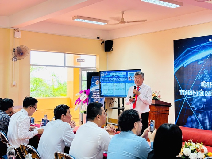 TỌA ĐÀM AI TRONG ĐỔI MỚI GIẢNG DẠY NGOẠI NGỮ (10)
