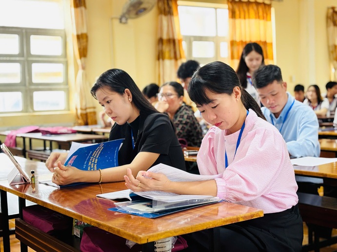 TỌA ĐÀM AI TRONG ĐỔI MỚI GIẢNG DẠY NGOẠI NGỮ (40)