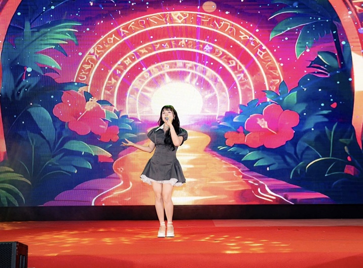 ĐÊM GALA CHÀO ĐÓN TÂN SINH VIÊN K28 (16)