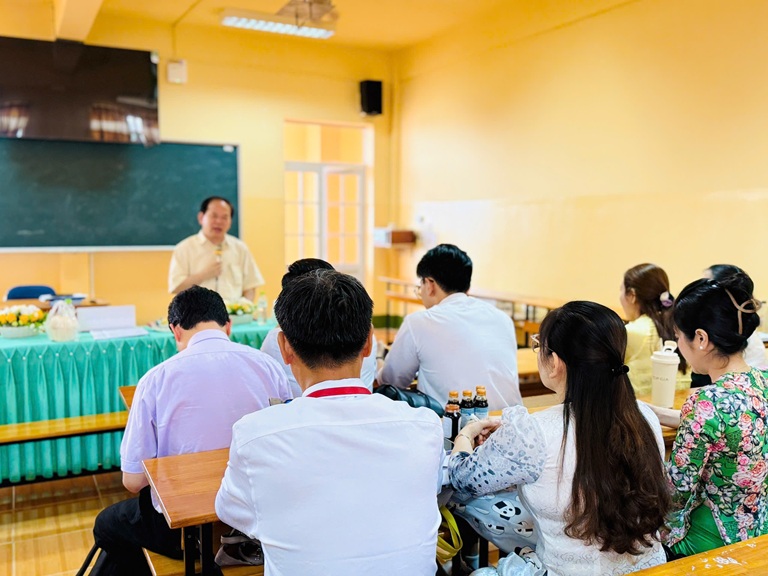 BẢO VỀ TIỂU LUẬN LỚP LIÊN THÔNG DƯỢC (28)