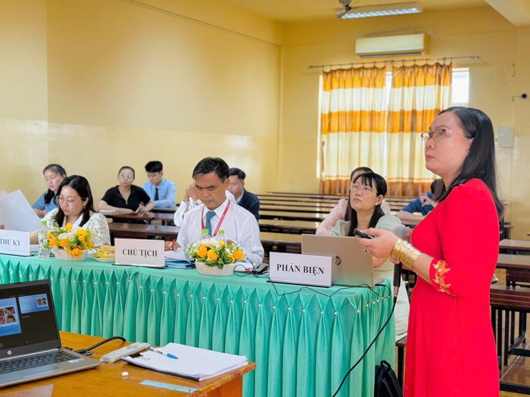 BẢO VỀ TIỂU LUẬN LỚP LIÊN THÔNG DƯỢC (48)