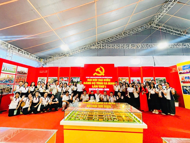 CLB SINH VIÊN 5 TỐT (1)