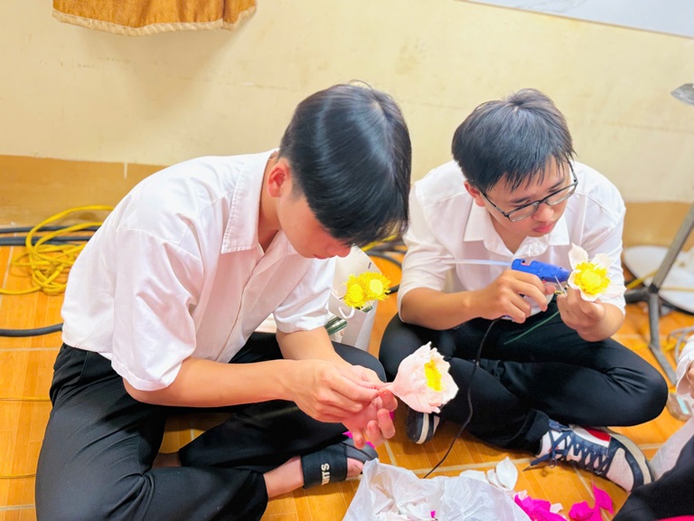 CUỘC THI THIẾT KẾ, TRANG TRÍ NÓN LÁ 2025 (15)