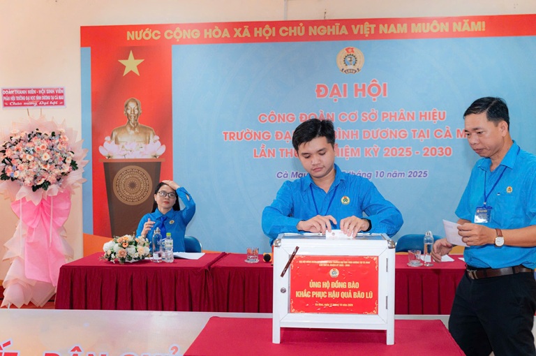 ĐẠI HỘI CÔNG ĐOÀN LẦN III (6)
