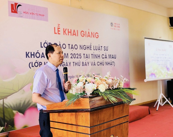 KHAI GIẢNG LỚP ĐÀO TẠO NGHỀ LUẬT SƯ KHÓA 27 (5)