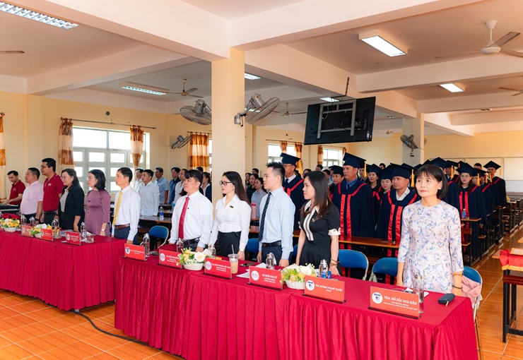 KHAI GIẢNG LỚP LUẬT K10 (2)