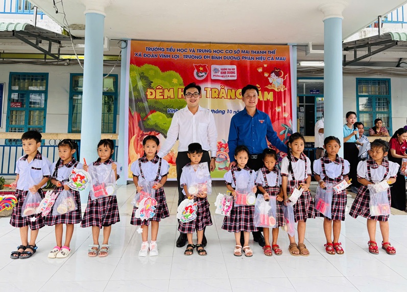 TRUNG THU